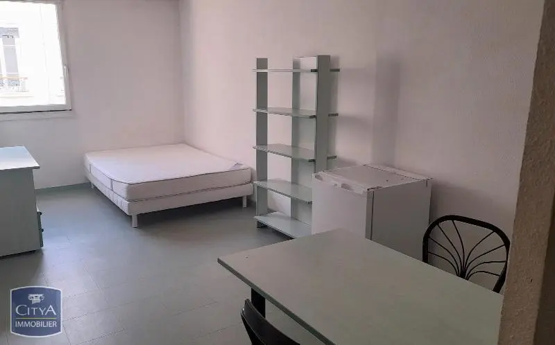 Photo 1 Appartement 1 pièce 23.48m²