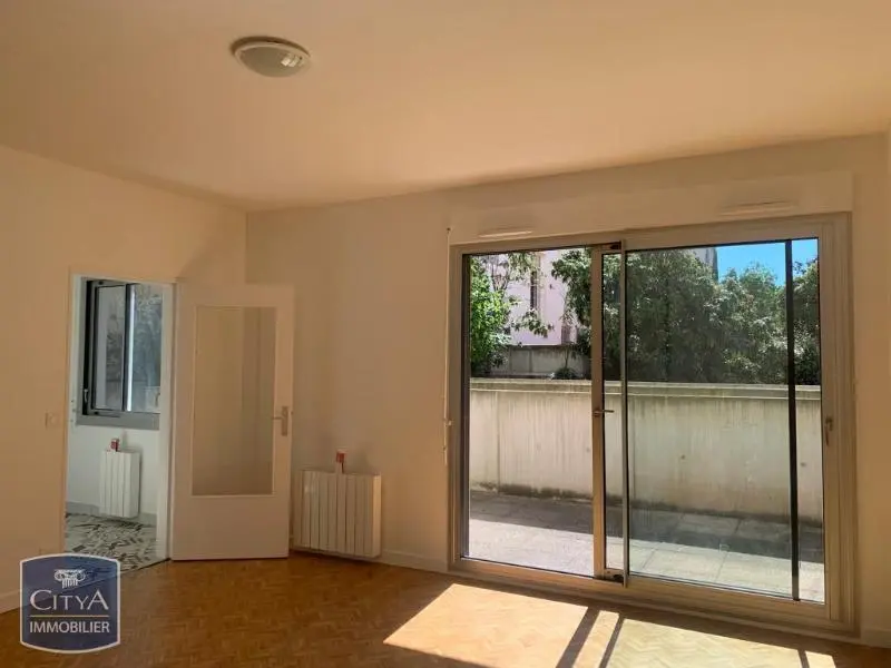 Photo 1 Appartement 1 pièce 37.2m²