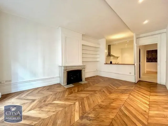 Photo 1 Appartement 4 pièces 107.63m²