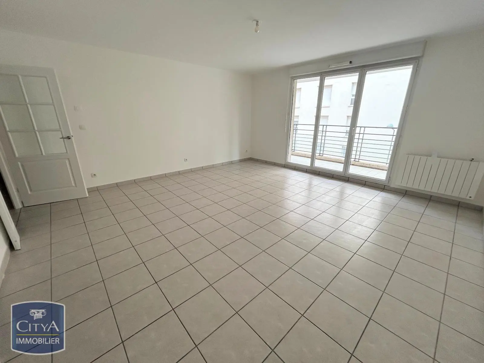 Photo 3 Appartement 4 pièces 77.49m²