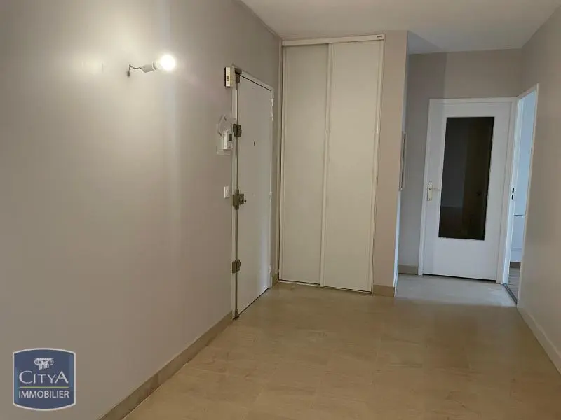 Photo 4 Appartement 4 pièces 95.32m²