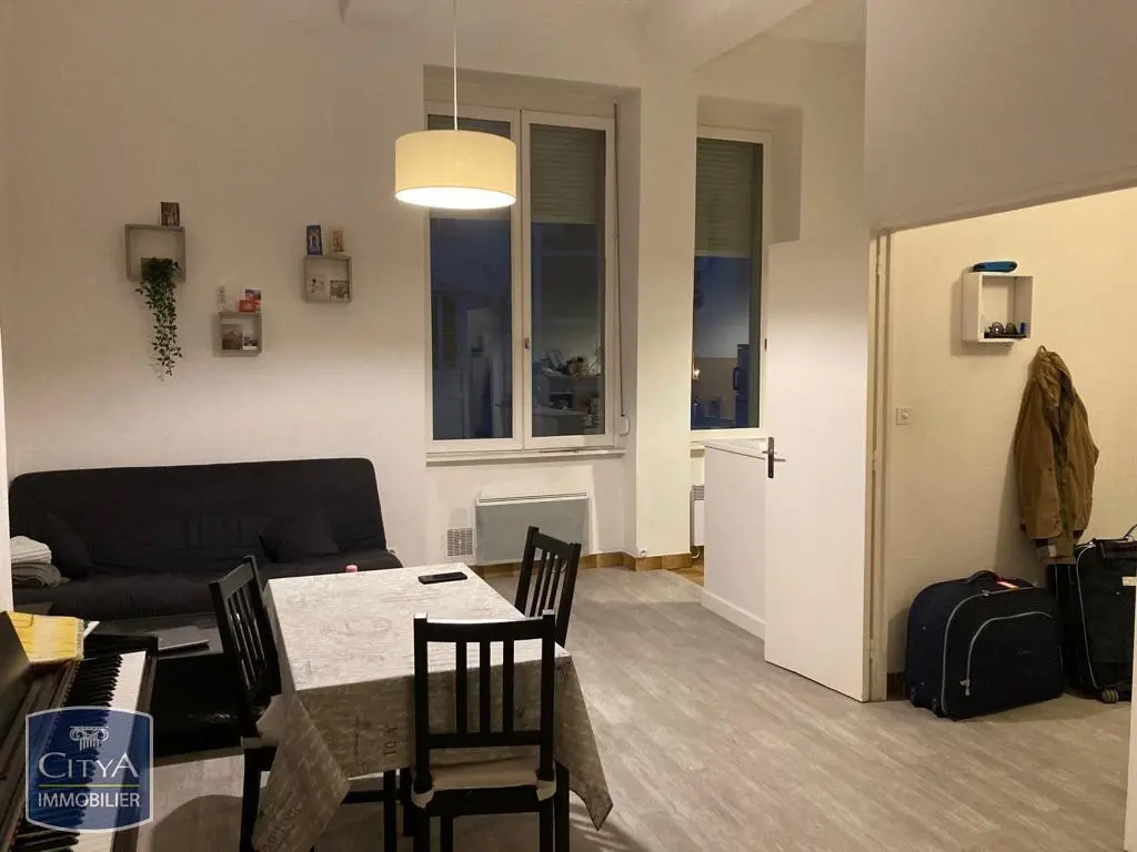 Photo 1 Appartement 1 pièce 41.68m²