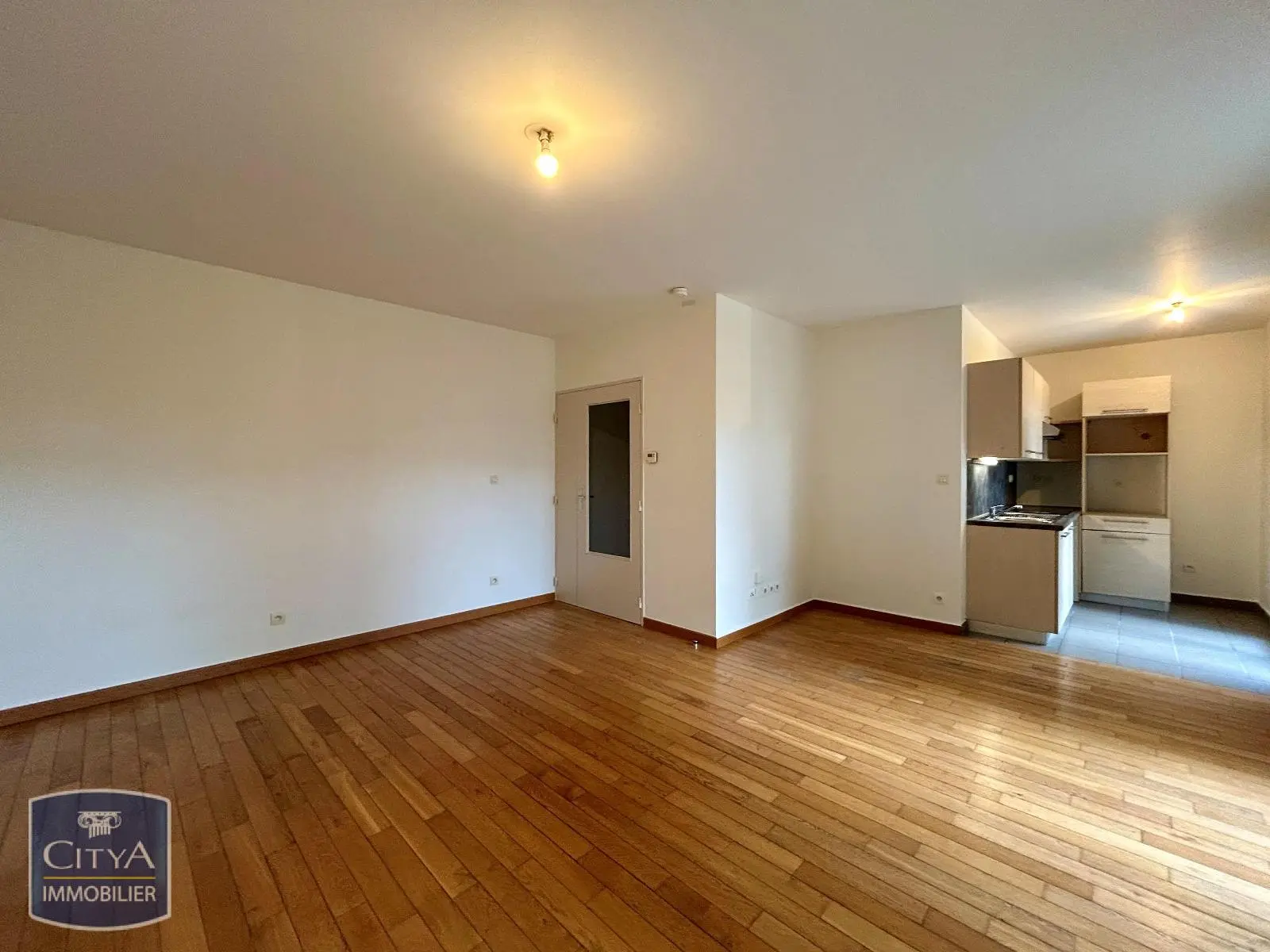 Photo 2 Appartement 1 pièce 40m²