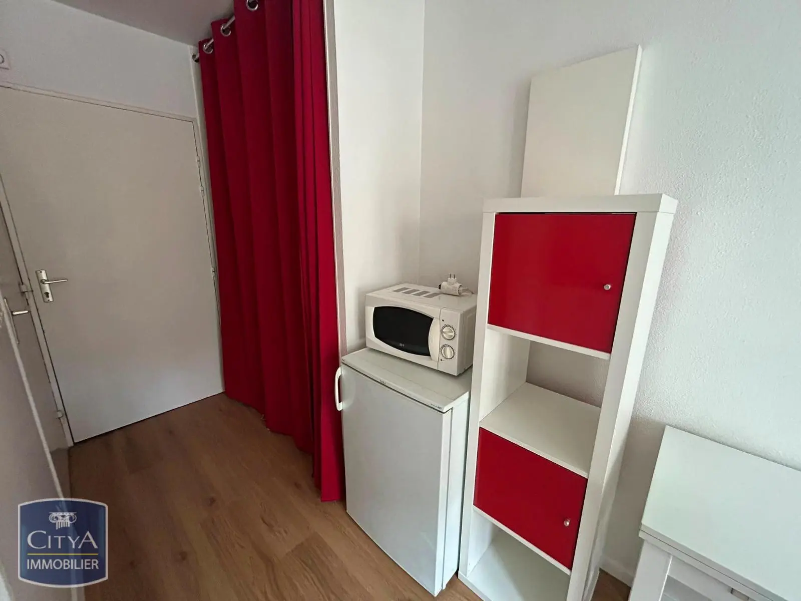 Photo 4 Appartement 1 pièce 13.81m²