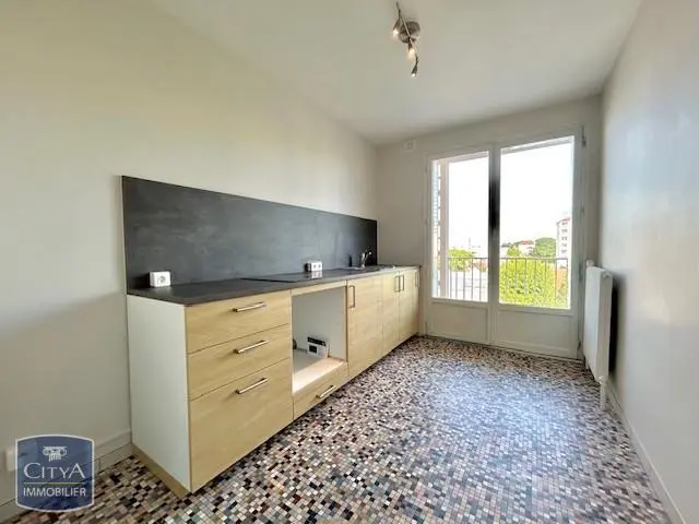Photo 1 Appartement 1 pièce 33.95m²