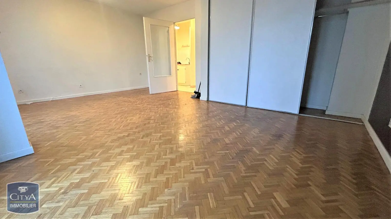 Photo 1 Appartement 1 pièce 31.47m²