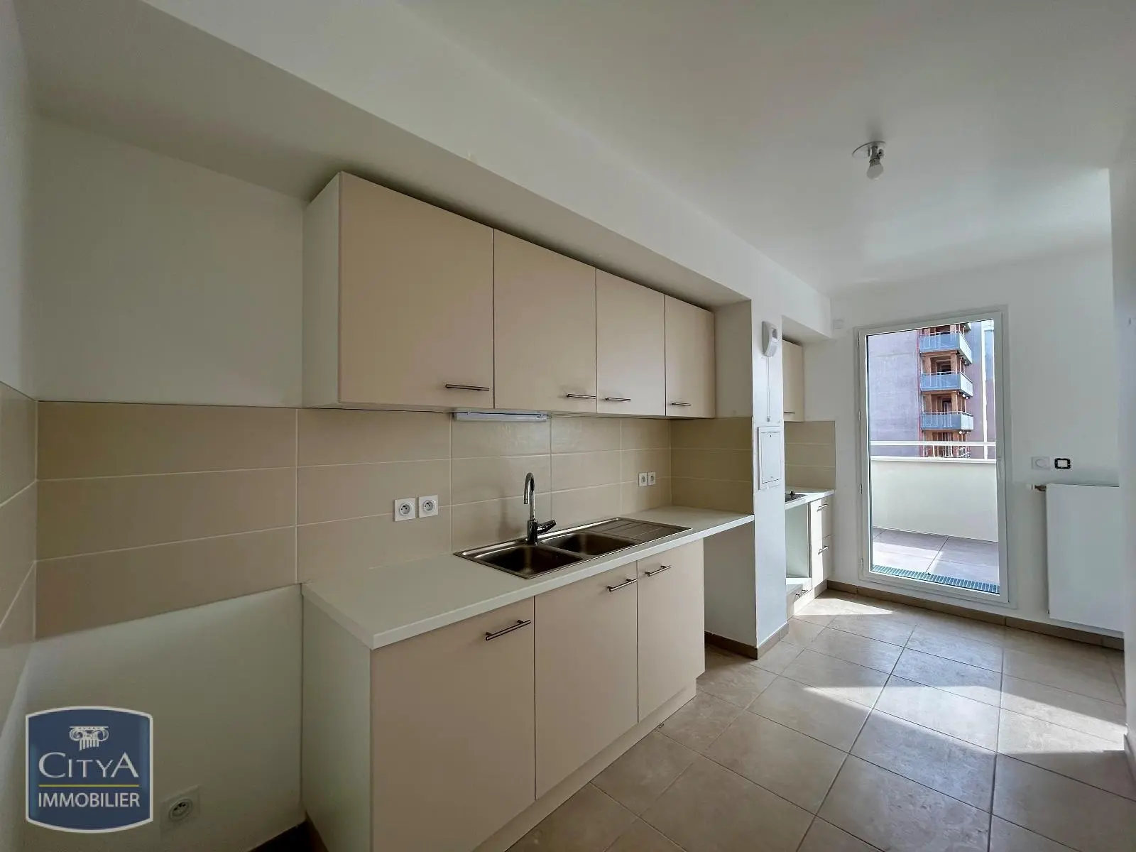 Photo 2 Appartement 5 pièces 100.9m²