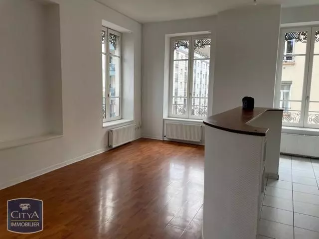 Photo 2 Appartement 3 pièces 56.37m²