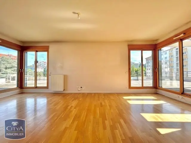 Photo 3 Appartement 4 pièces 101.85m²