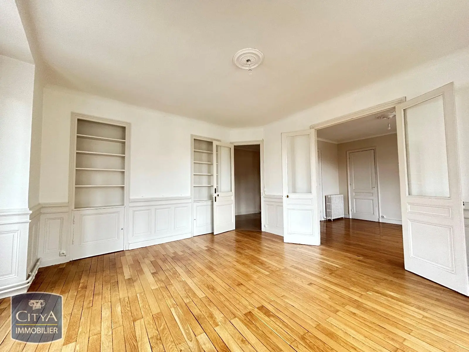 Photo 1 Appartement 5 pièces 129.48m²