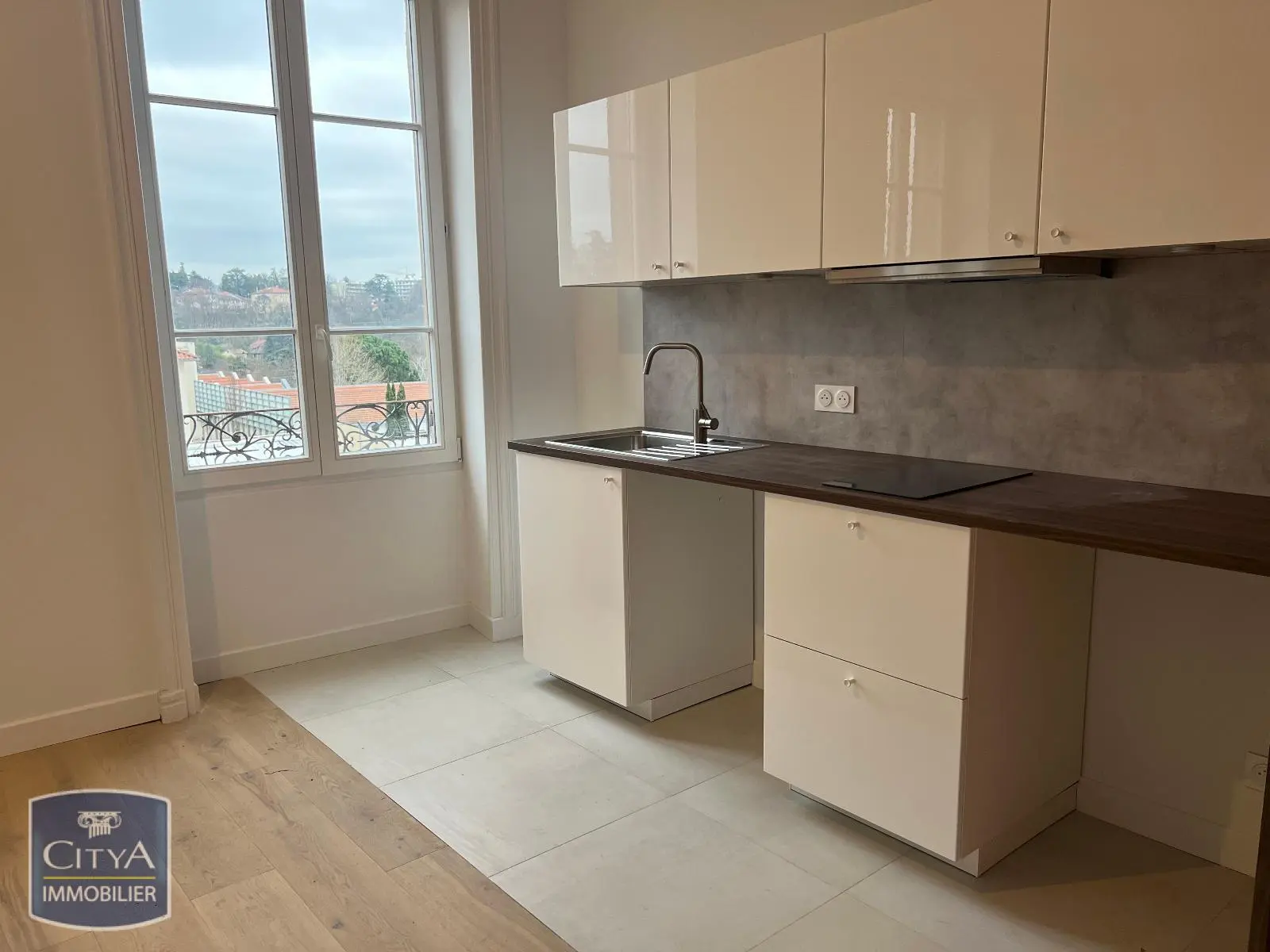 Photo 1 Appartement 1 pièce 20.13m²