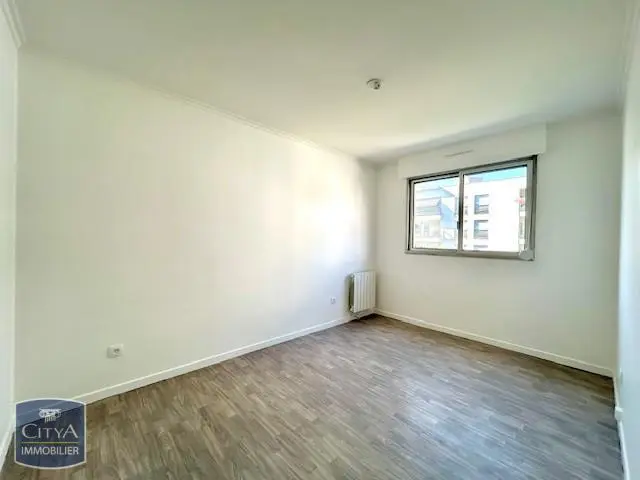 Photo 11 Appartement 4 pièces 97.6m²