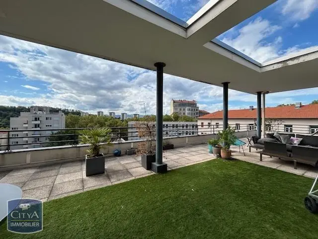 Photo 1 Appartement 6 pièces 160.05m²