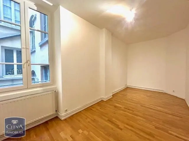 Photo 10 Appartement 4 pièces 107.63m²