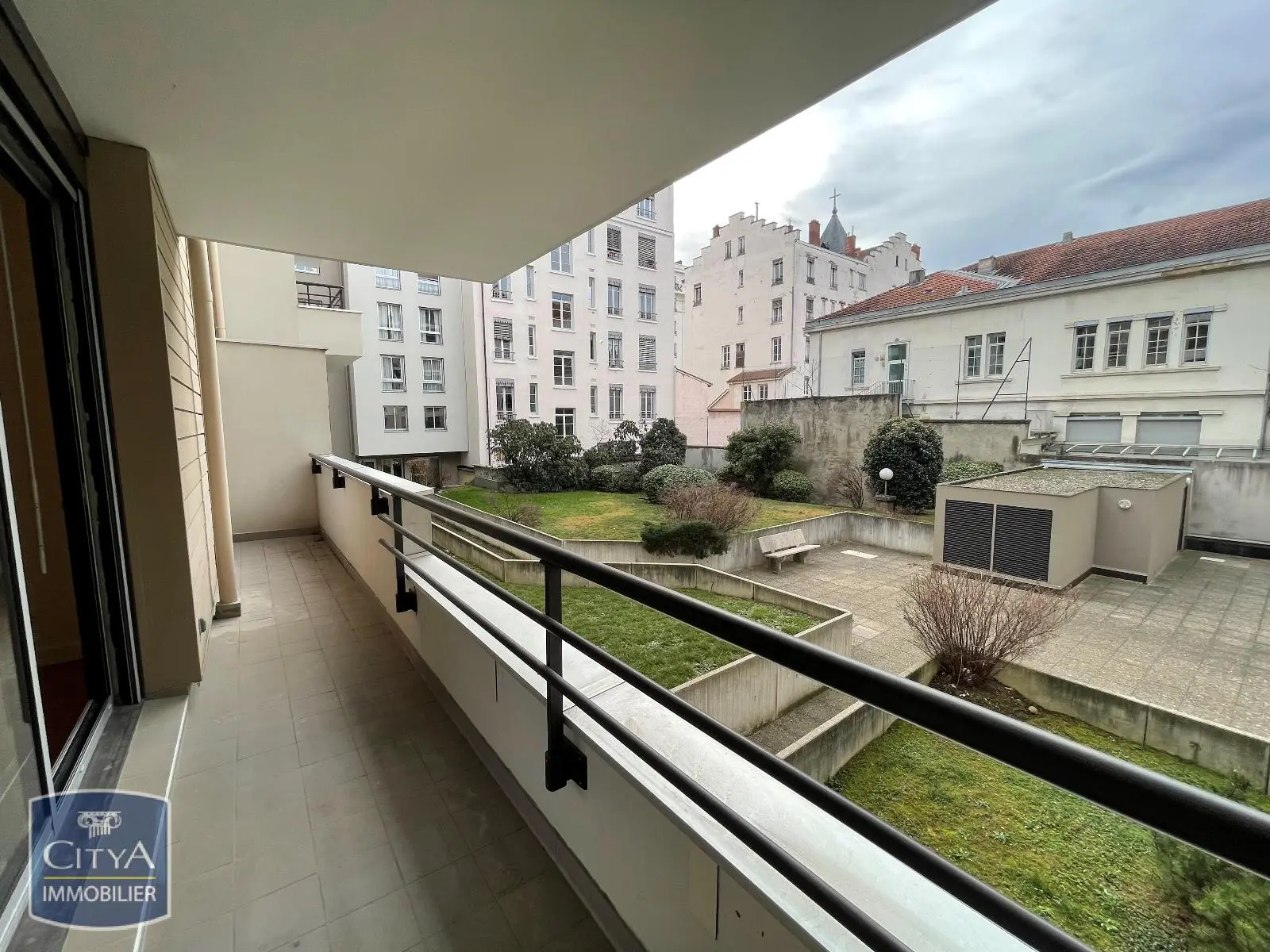 Photo 1 Appartement 4 pièces 103.47m²