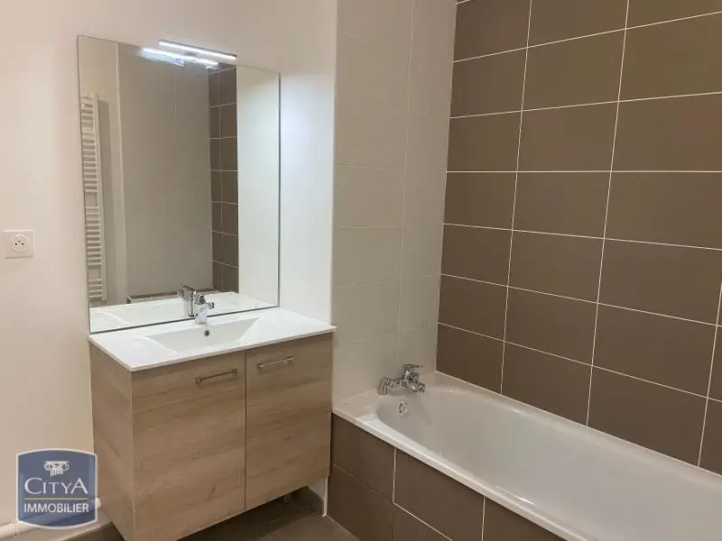 Photo 8 Appartement 5 pièces 104.2m²