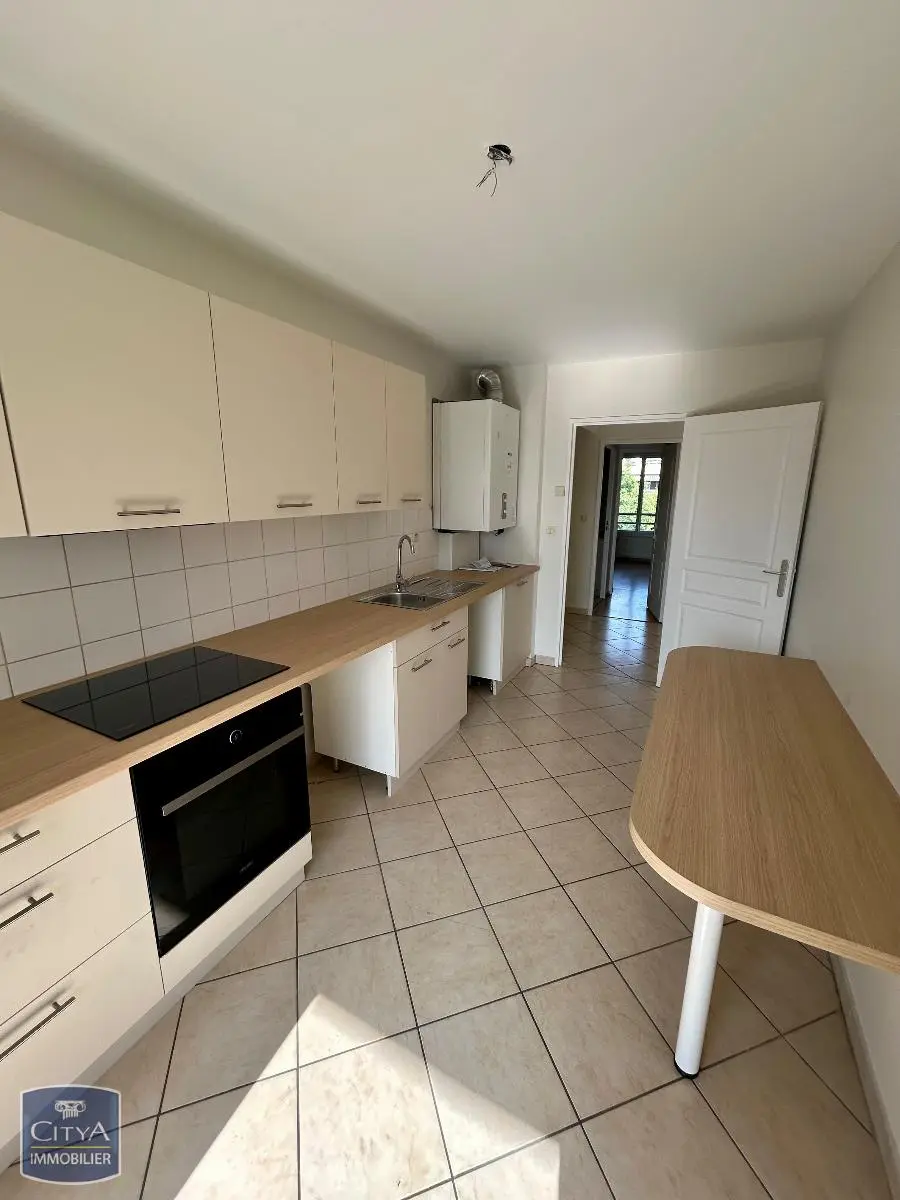 Photo 2 Appartement 4 pièces 91.92m²