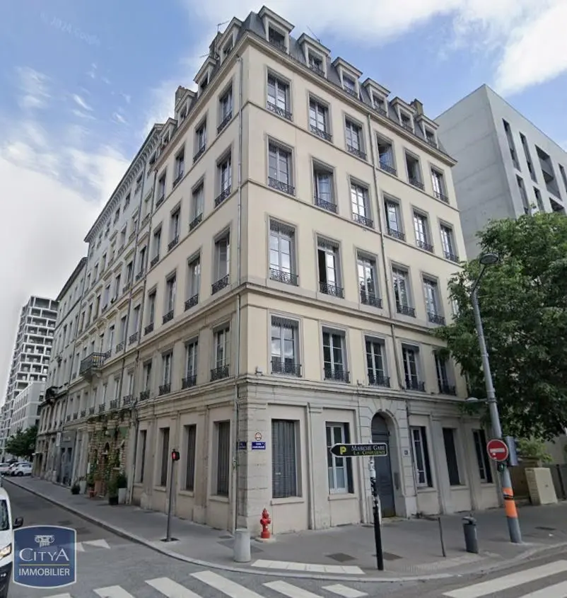 Photo 1 Appartement 1 pièce 27.12m²