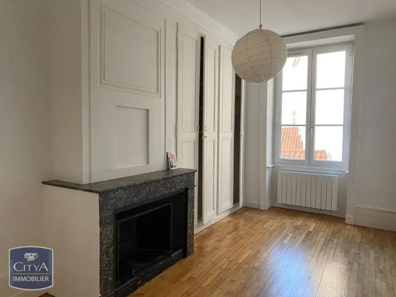 Photo 1 Appartement 1 pièce 39.7m²