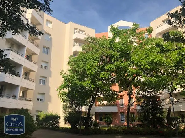 Photo 1 Appartement 1 pièce 28.37m²