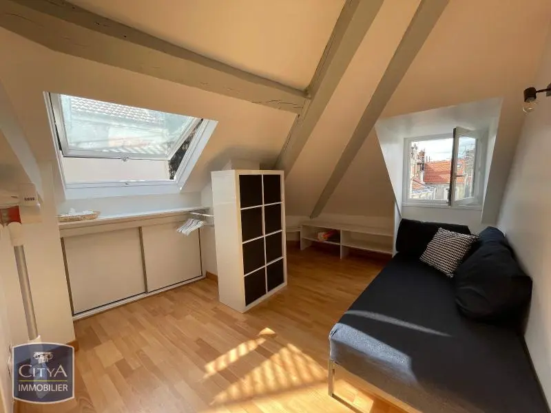 Photo 1 Appartement 1 pièce 19.67m²