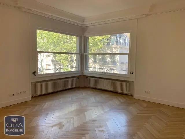 Photo 2 Appartement 4 pièces 131.83m²