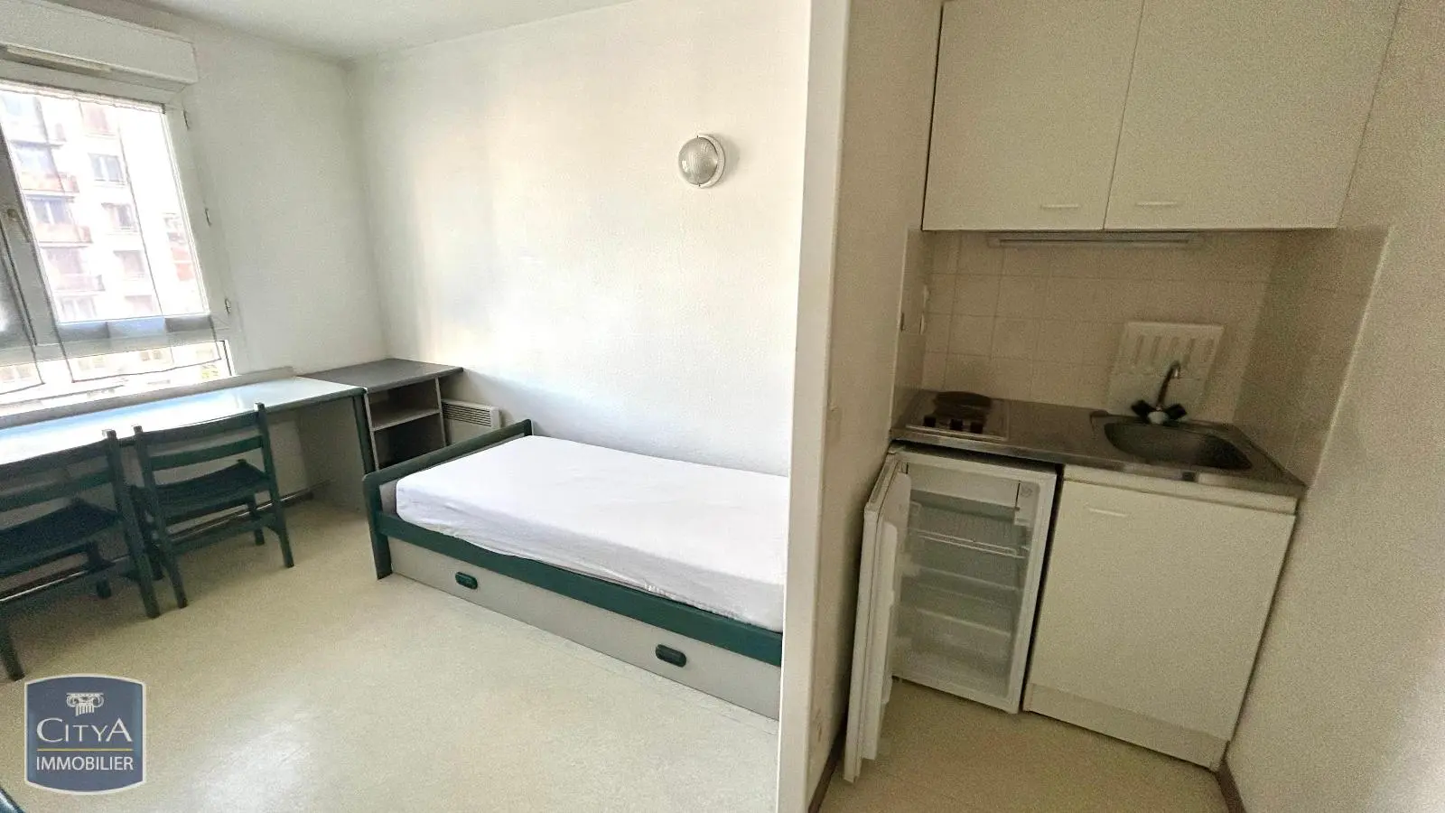 Photo 1 Appartement 1 pièce 18.29m²