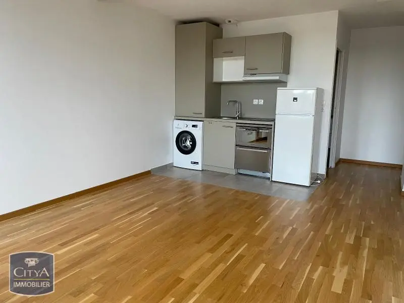 Photo 2 Appartement 1 pièce 31.65m²