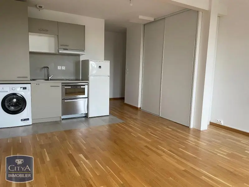 Photo 1 Appartement 1 pièce 31.65m²