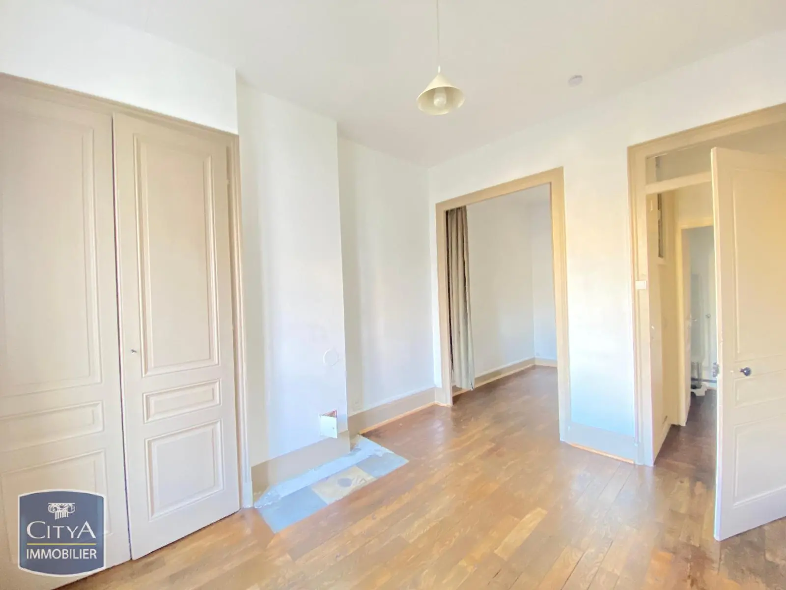 Photo 2 Appartement 1 pièce 36.42m²
