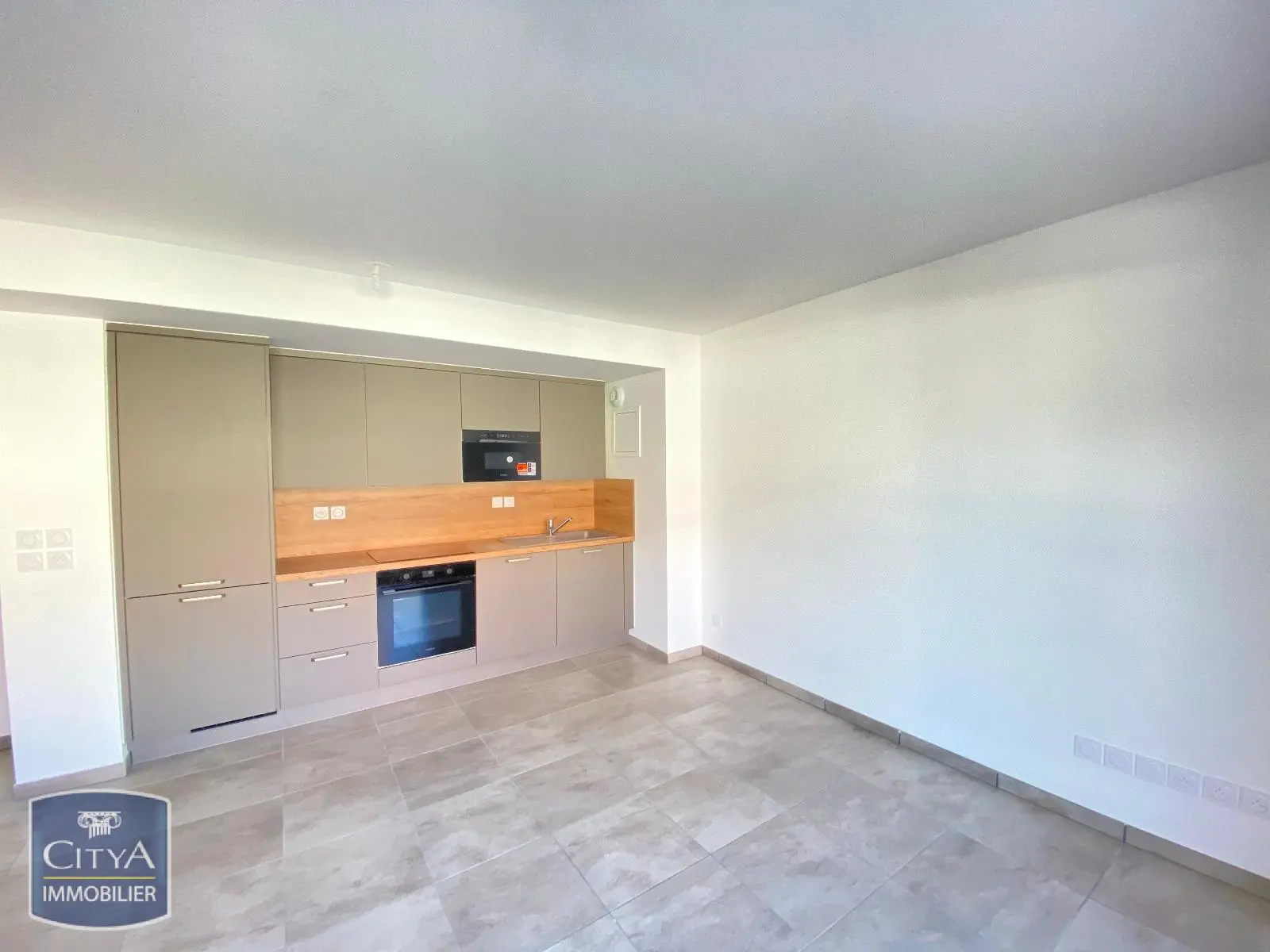 Photo 2 Appartement 2 pièces 42.71m²