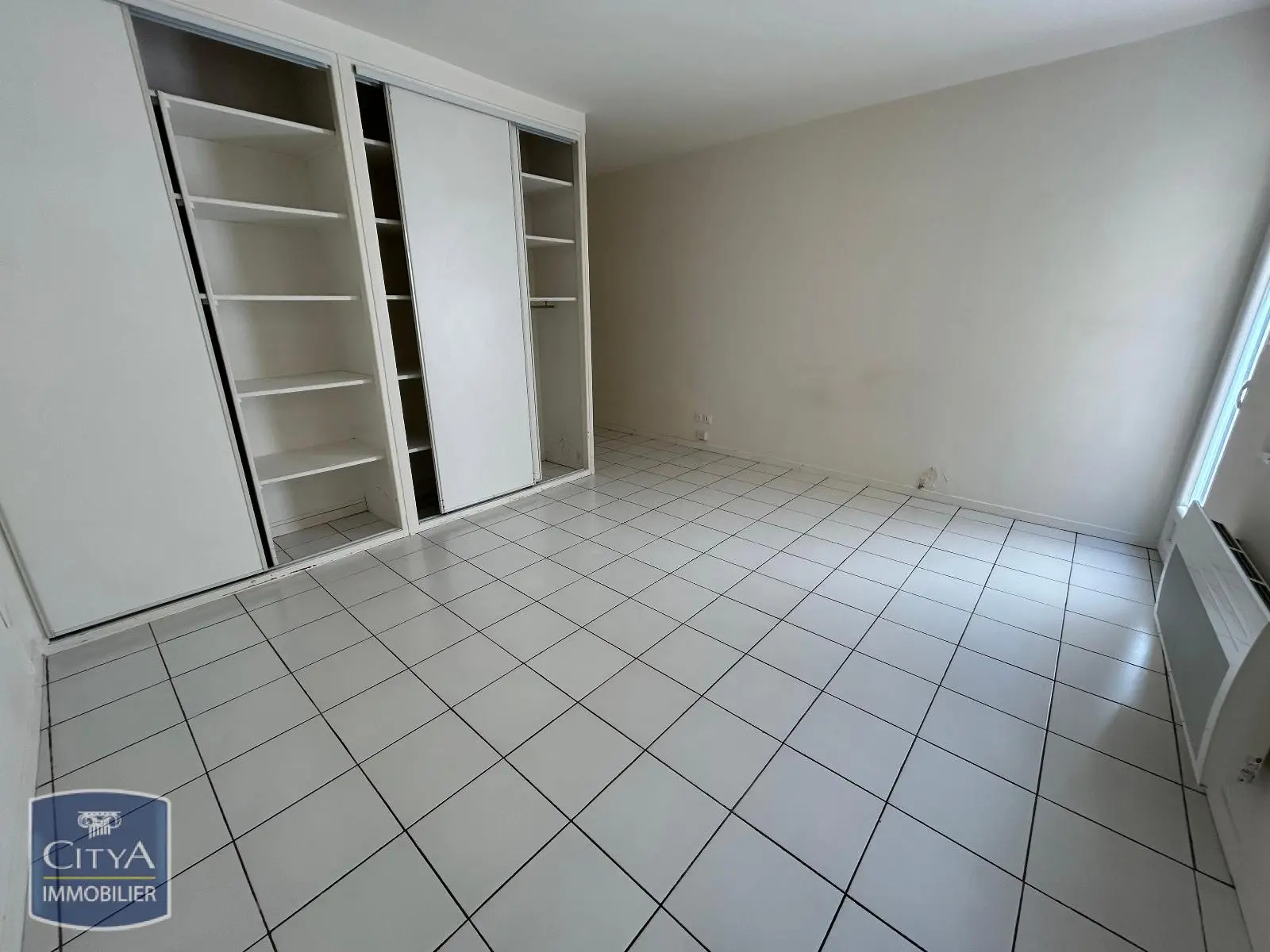 Photo 2 Appartement 1 pièce 30m²