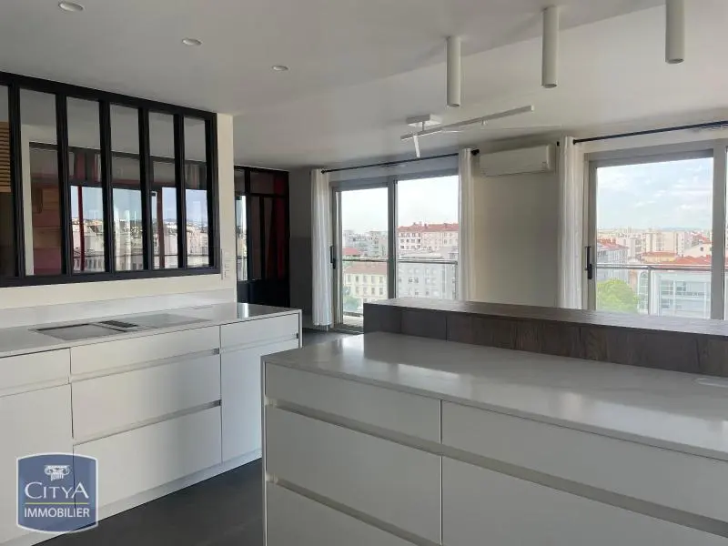 Photo 1 Appartement 4 pièces 109.51m²