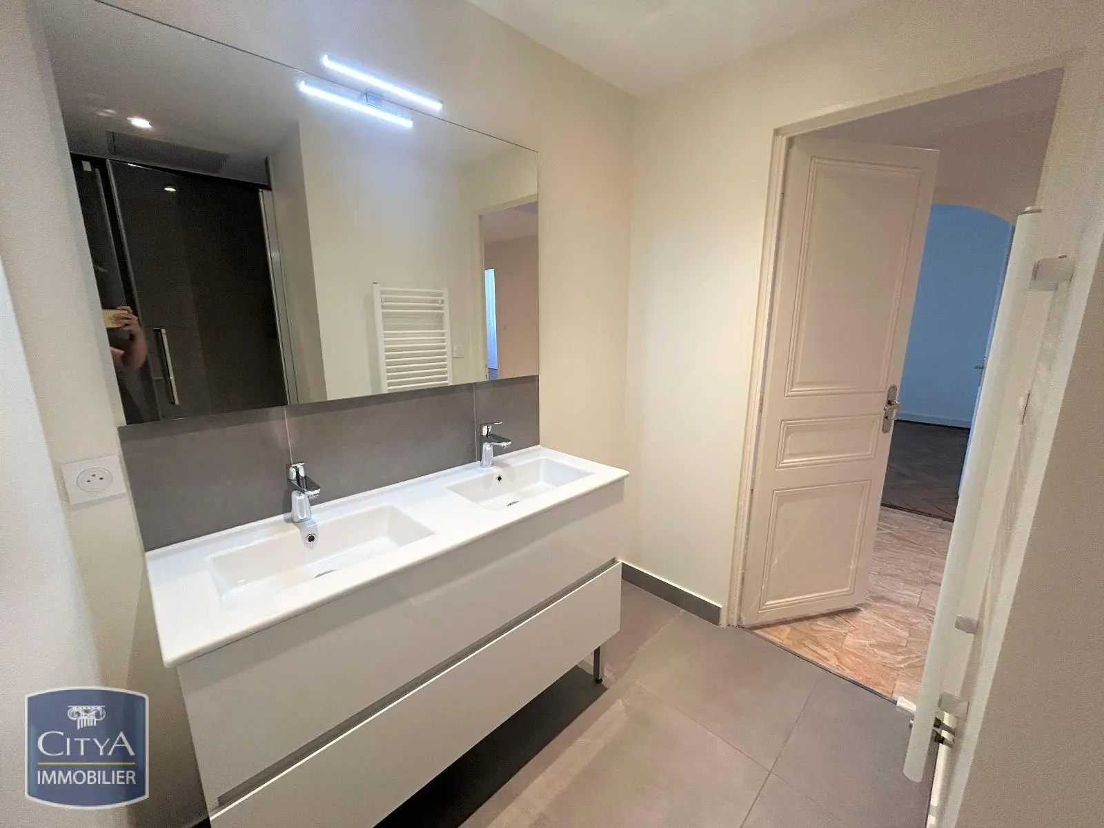 Photo 9 Appartement 3 pièces 109.79m²