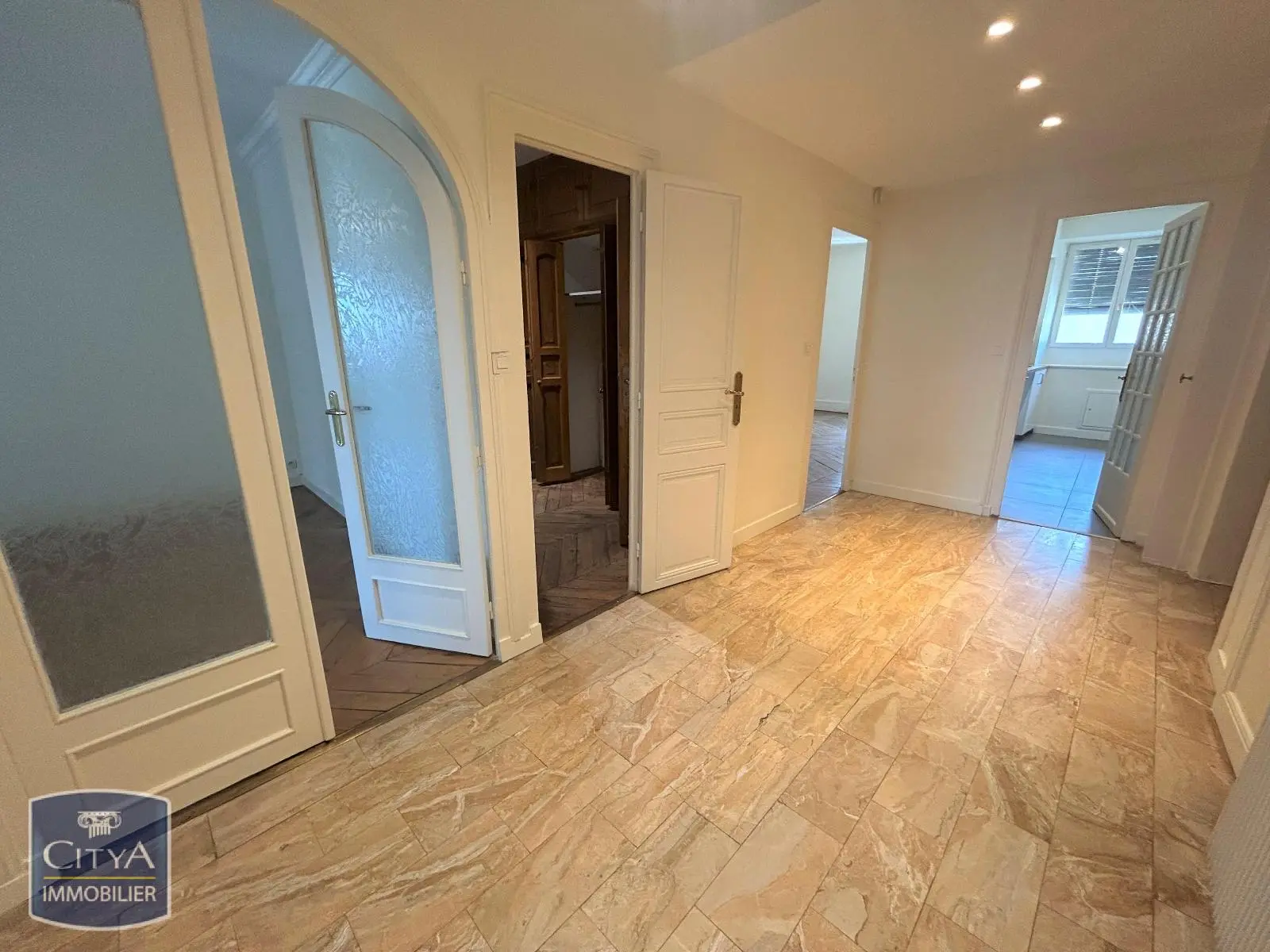 Photo 11 Appartement 3 pièces 109.79m²