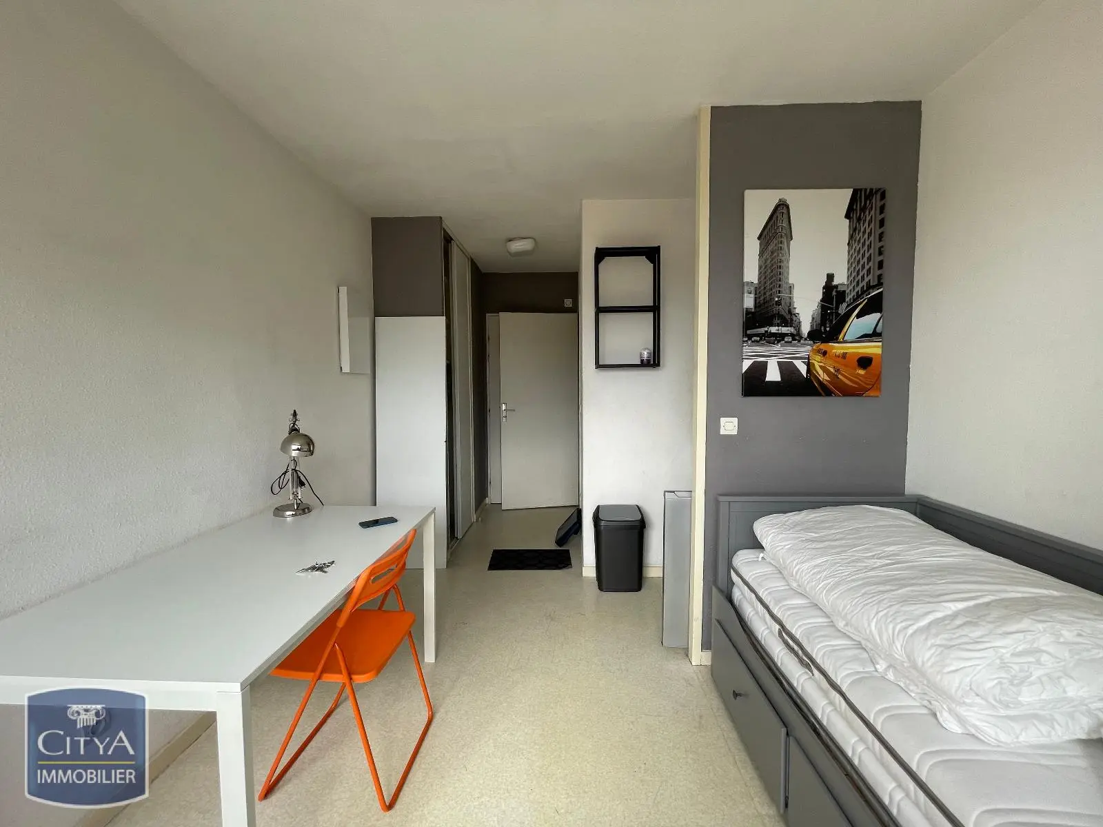 Photo 1 Appartement 1 pièce 15m²