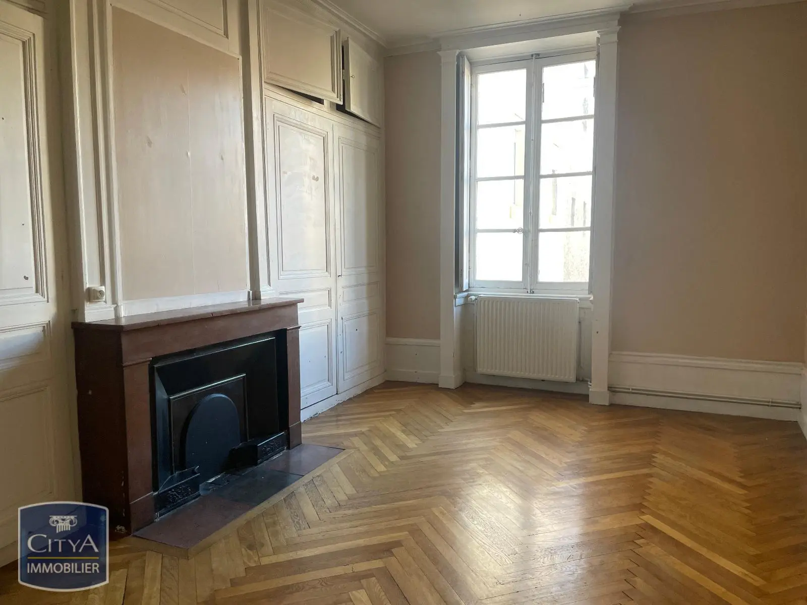 Photo 1 Appartement 4 pièces 132.76m²