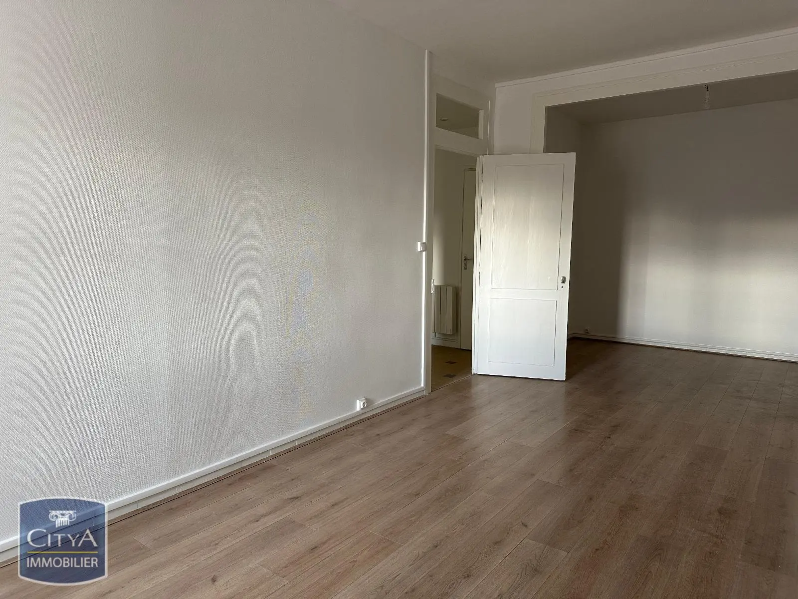 Photo 2 Appartement 1 pièce 44.41m²