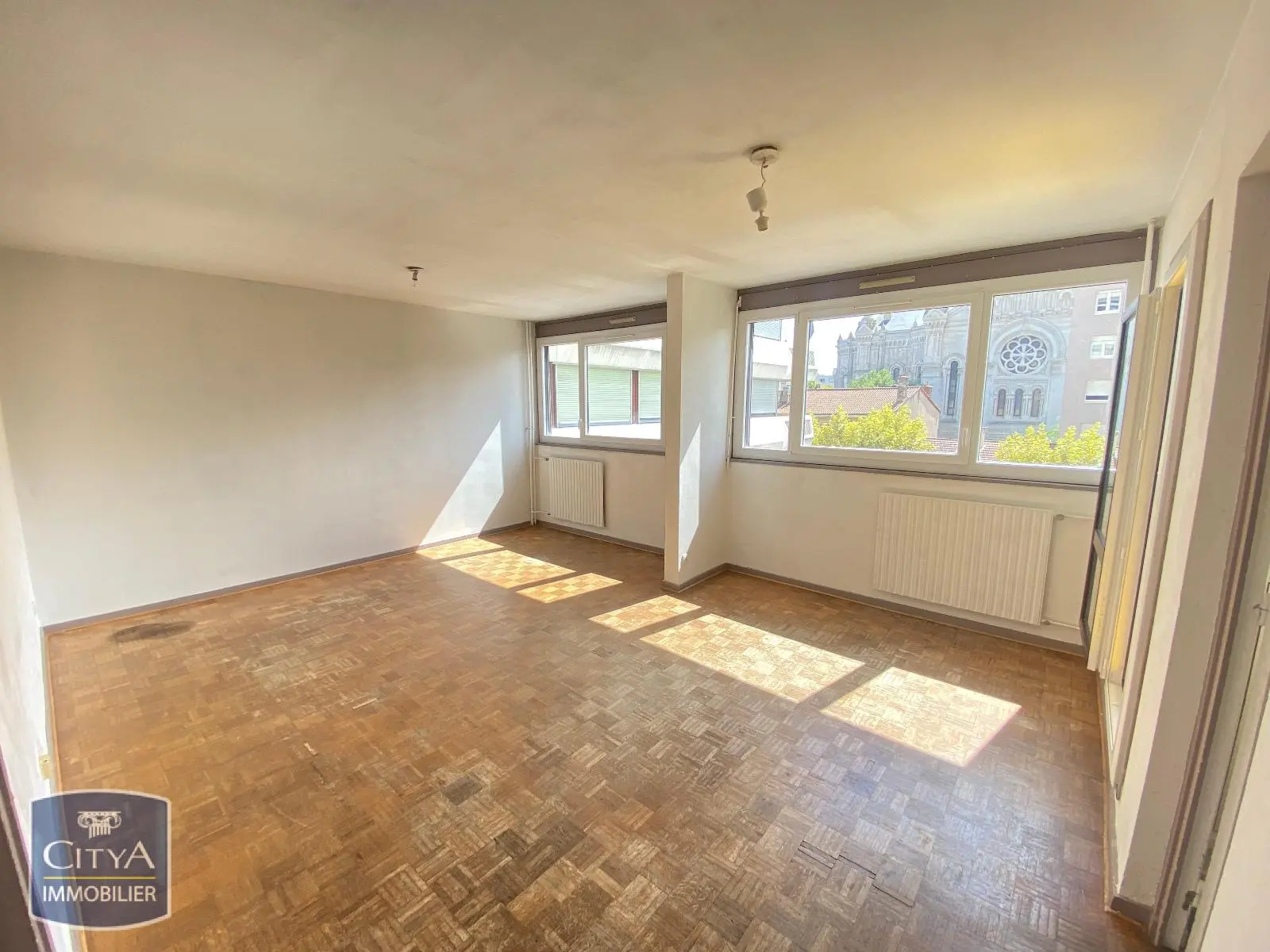 Photo 2 Appartement 4 pièces 83.8m²
