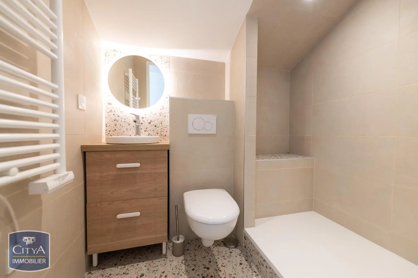 Photo 12 Appartement 5 pièces 85.24m²