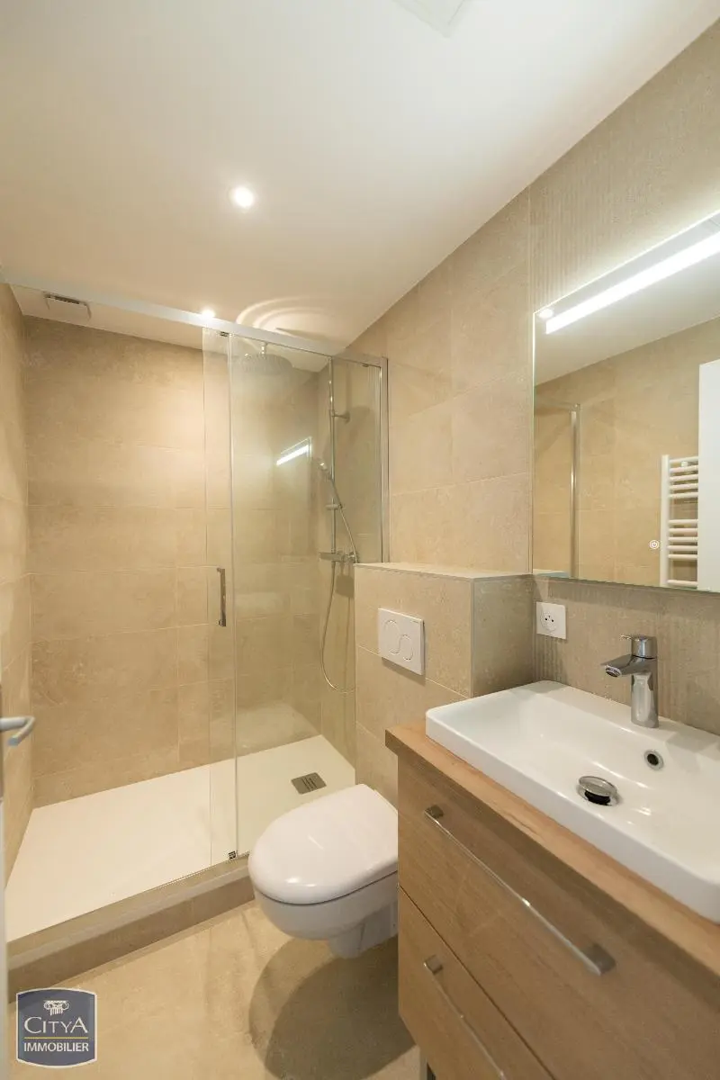 Photo 8 Appartement 5 pièces 85.23m²