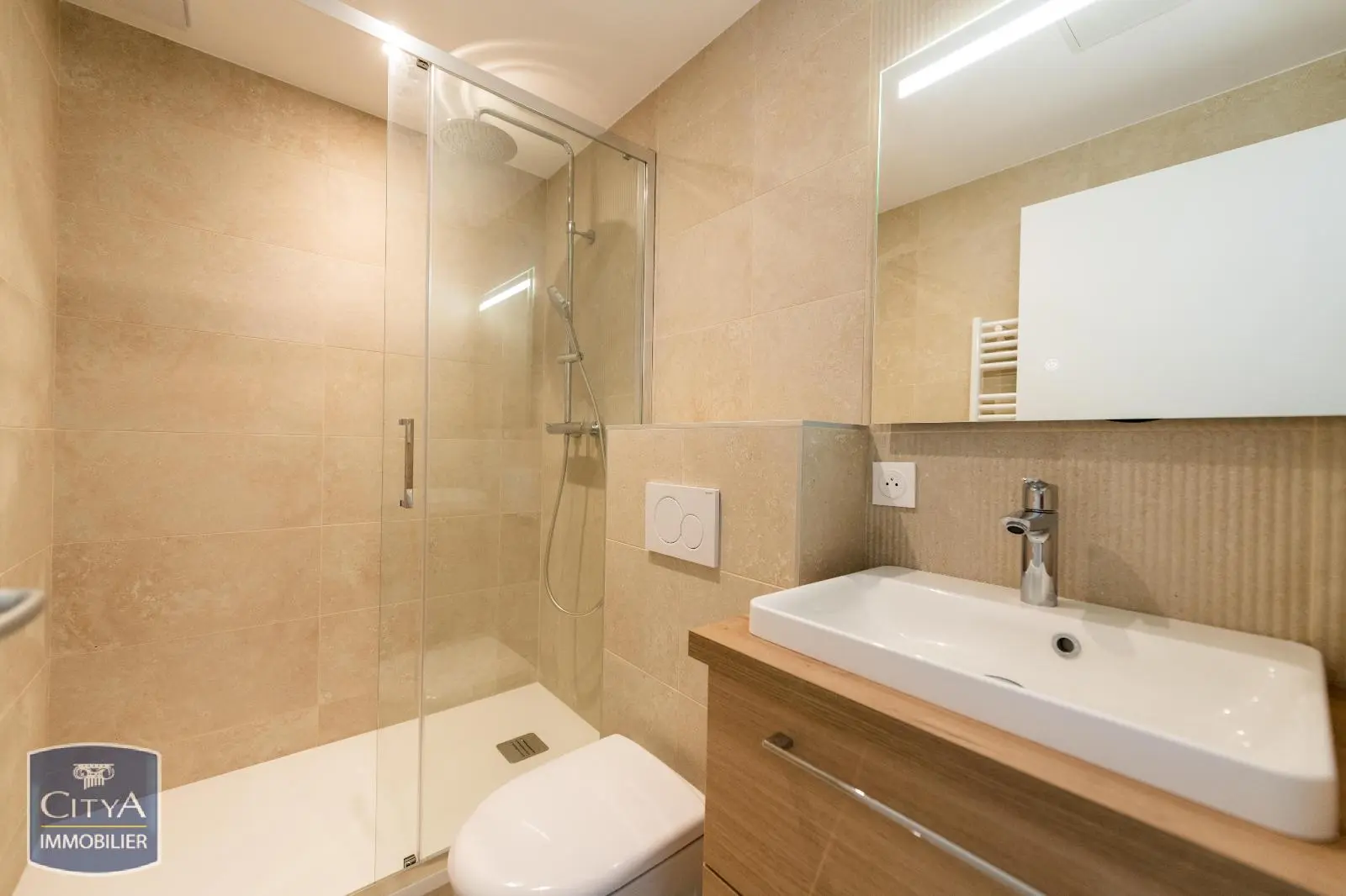 Photo 16 Appartement 5 pièces 85.24m²