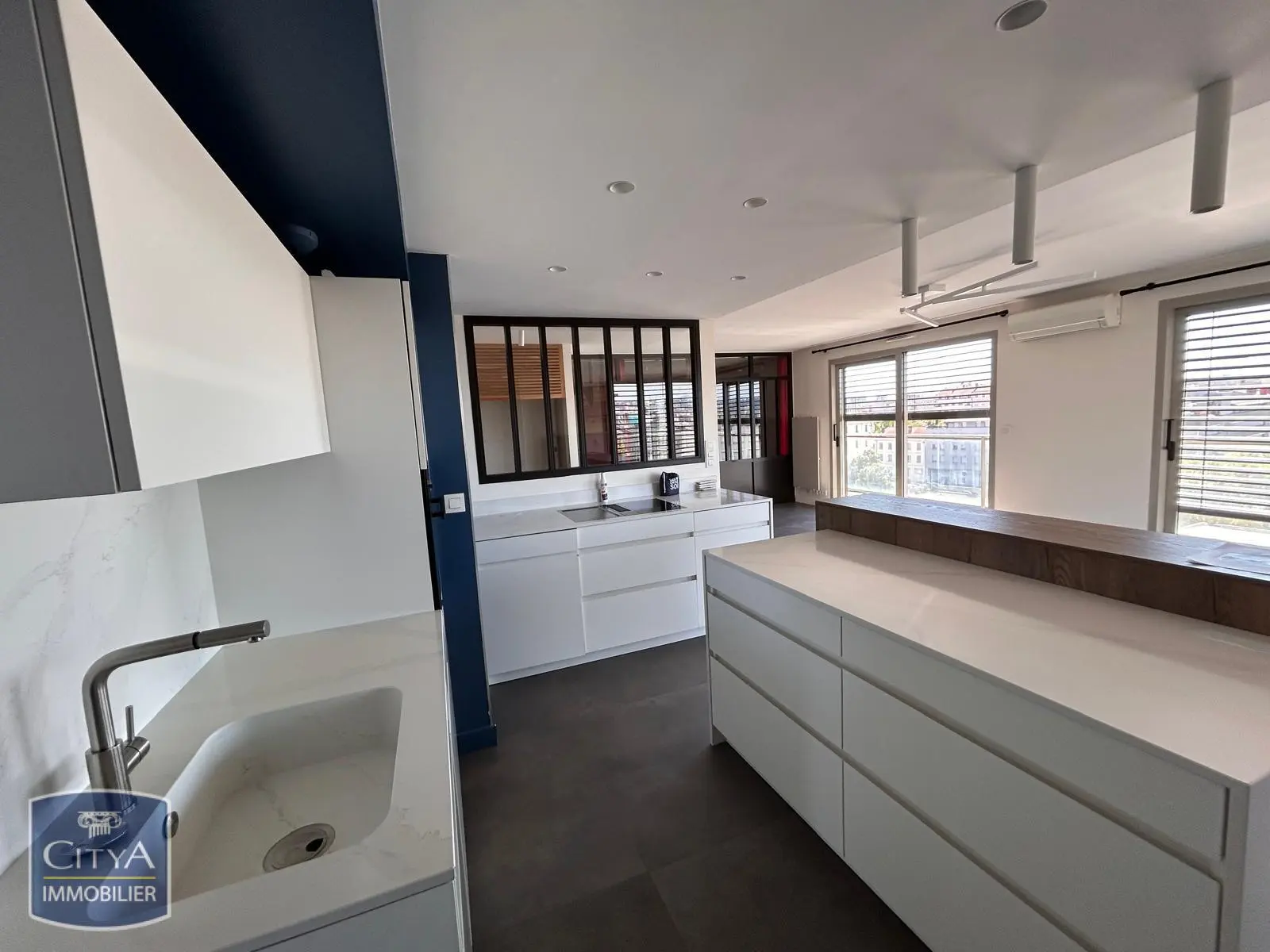 Photo 3 Appartement 4 pièces 109.51m²