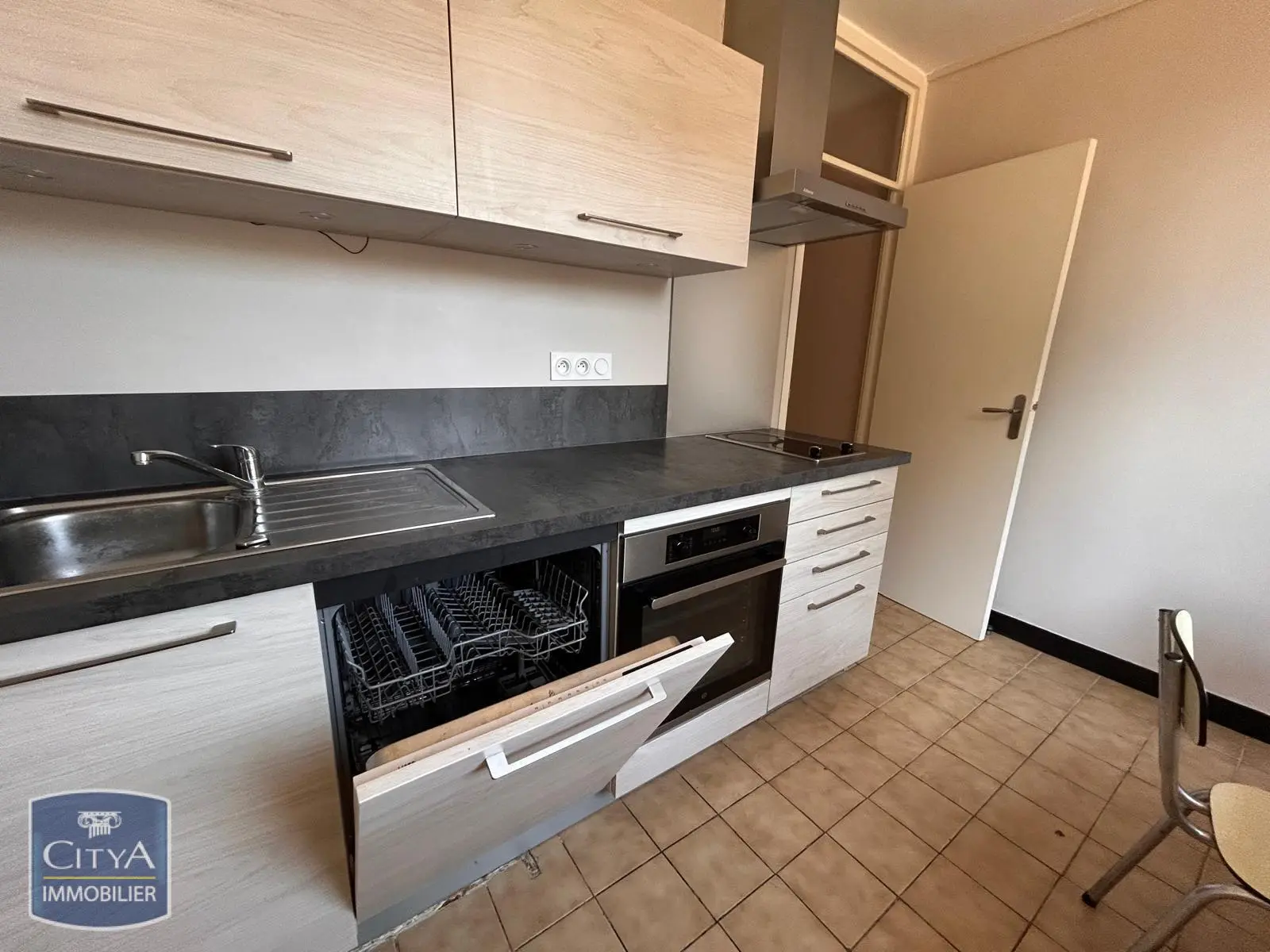 Photo 5 Appartement 1 pièce 40.76m²