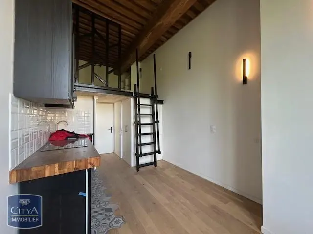Photo 2 Appartement 1 pièce 22.38m²