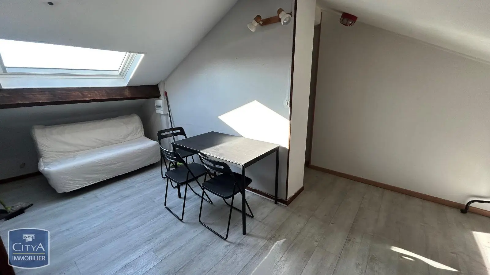 Photo 4 Appartement 1 pièce 12.08m²