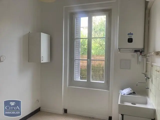 Photo 1 Appartement 1 pièce 27m²