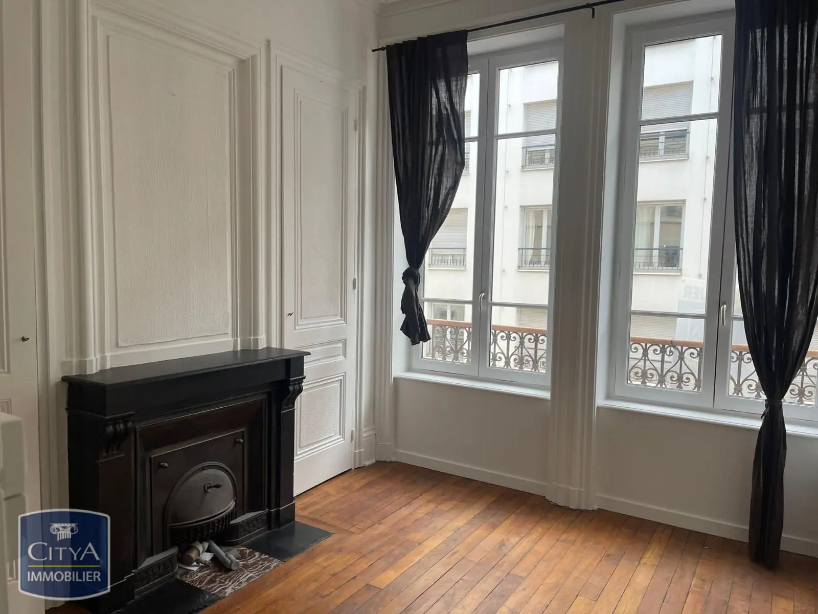 Photo 1 Appartement 1 pièce 33m²