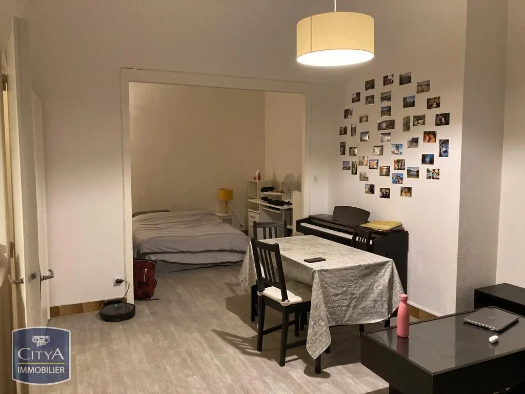 Photo 2 Appartement 1 pièce 41.68m²