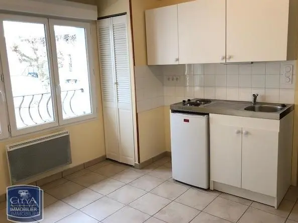 Photo 1 Appartement 1 pièce 28.69m²